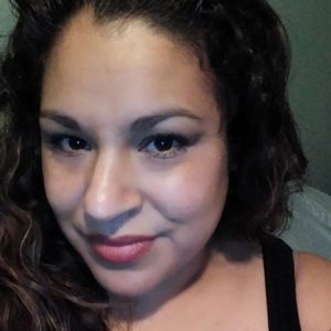 Meet your Posher, Lydia